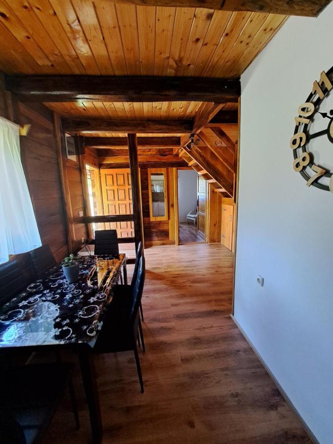 סלוניי Guest House Mihovil מראה חיצוני תמונה