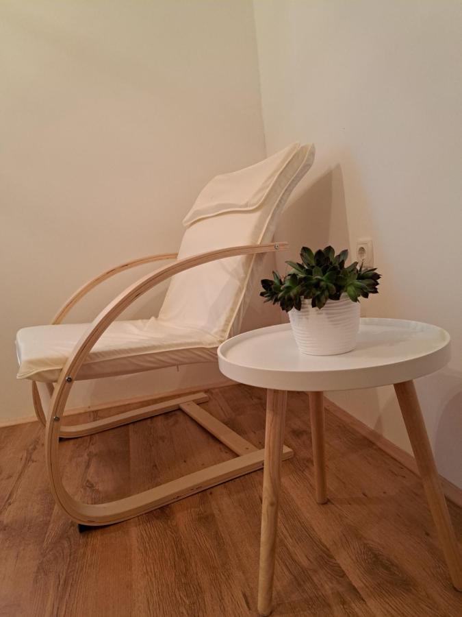 סלוניי Guest House Mihovil מראה חיצוני תמונה