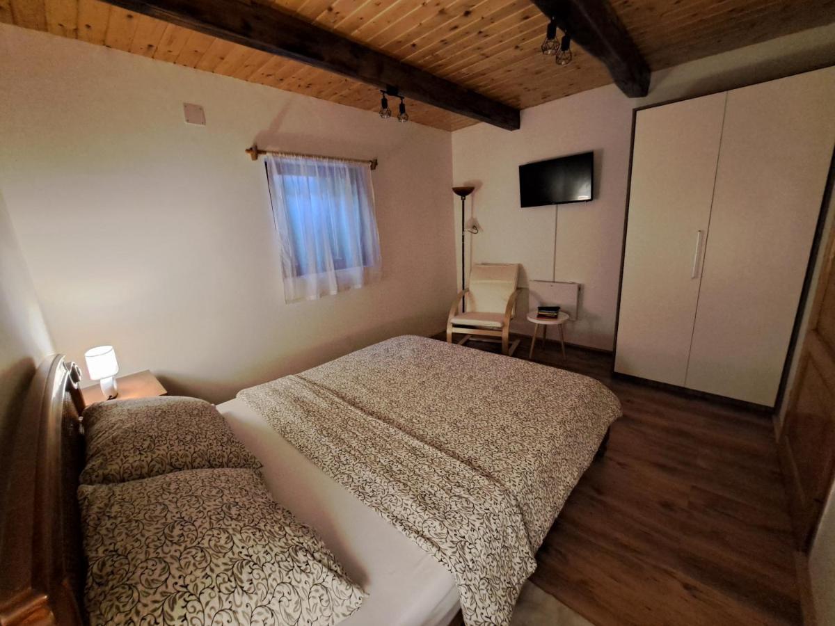 סלוניי Guest House Mihovil מראה חיצוני תמונה