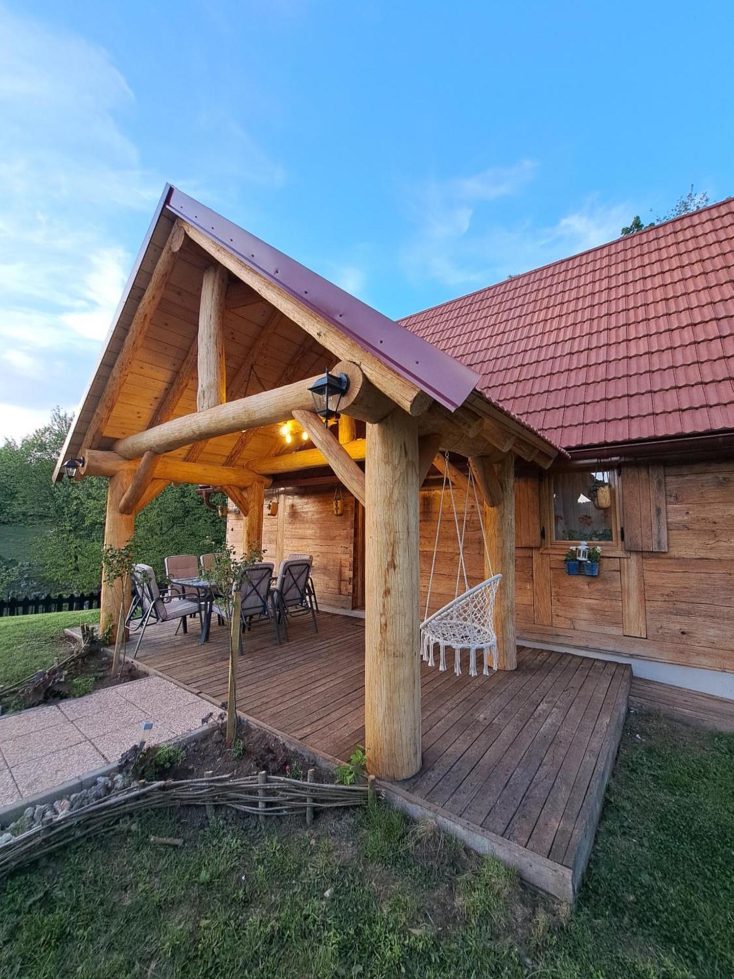 סלוניי Guest House Mihovil מראה חיצוני תמונה